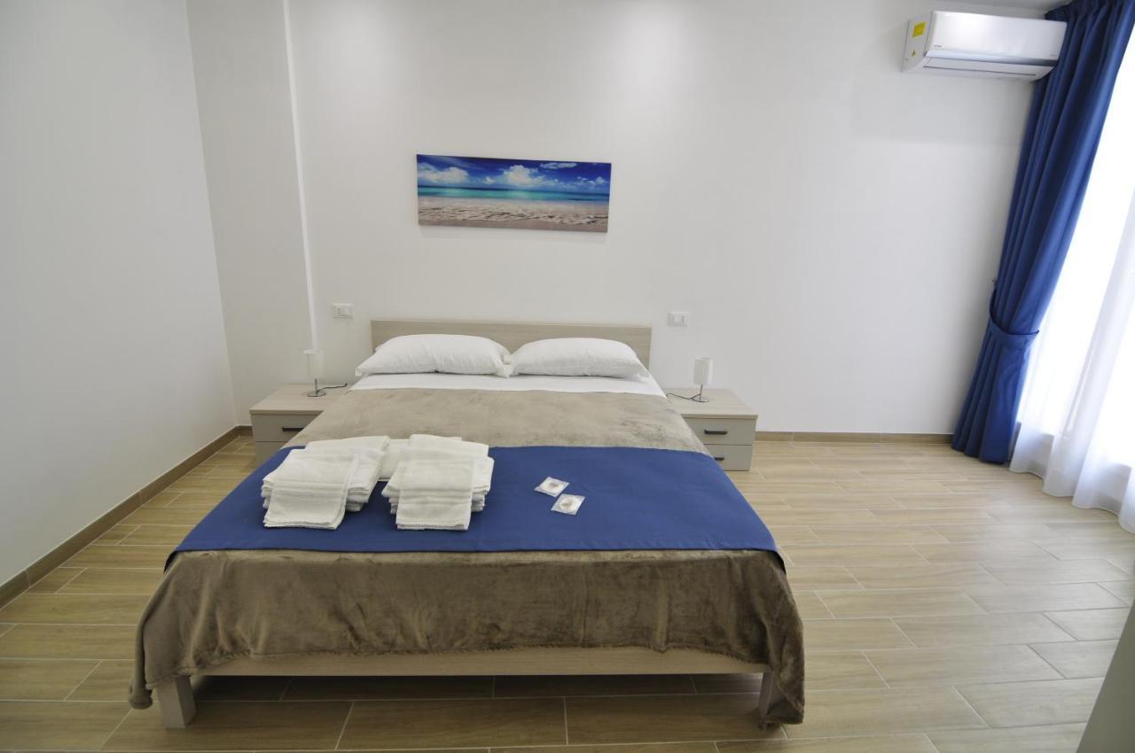 Il Giardino Nascosto Bed & Breakfast Portopalo Di Capo Passero Bagian luar foto