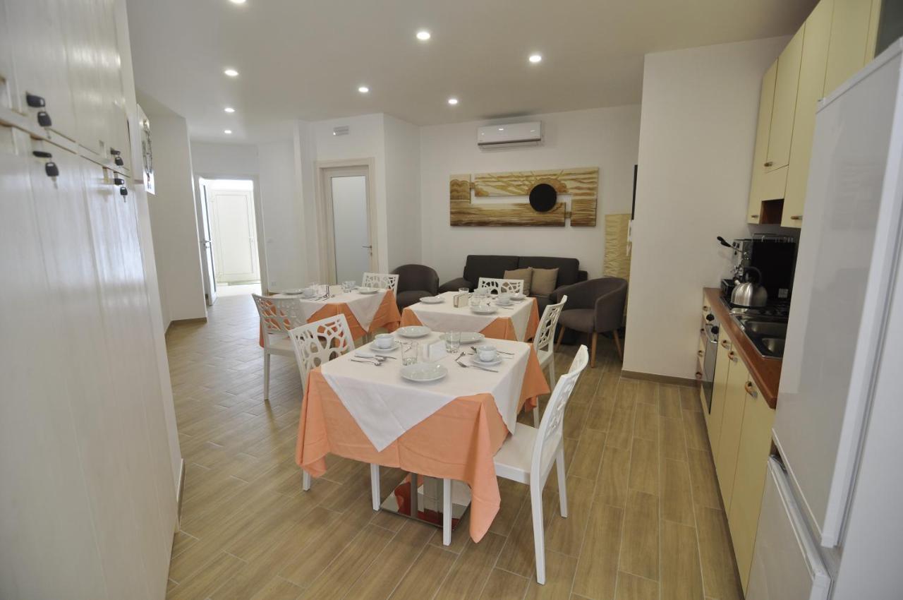 Il Giardino Nascosto Bed & Breakfast Portopalo Di Capo Passero Bagian luar foto