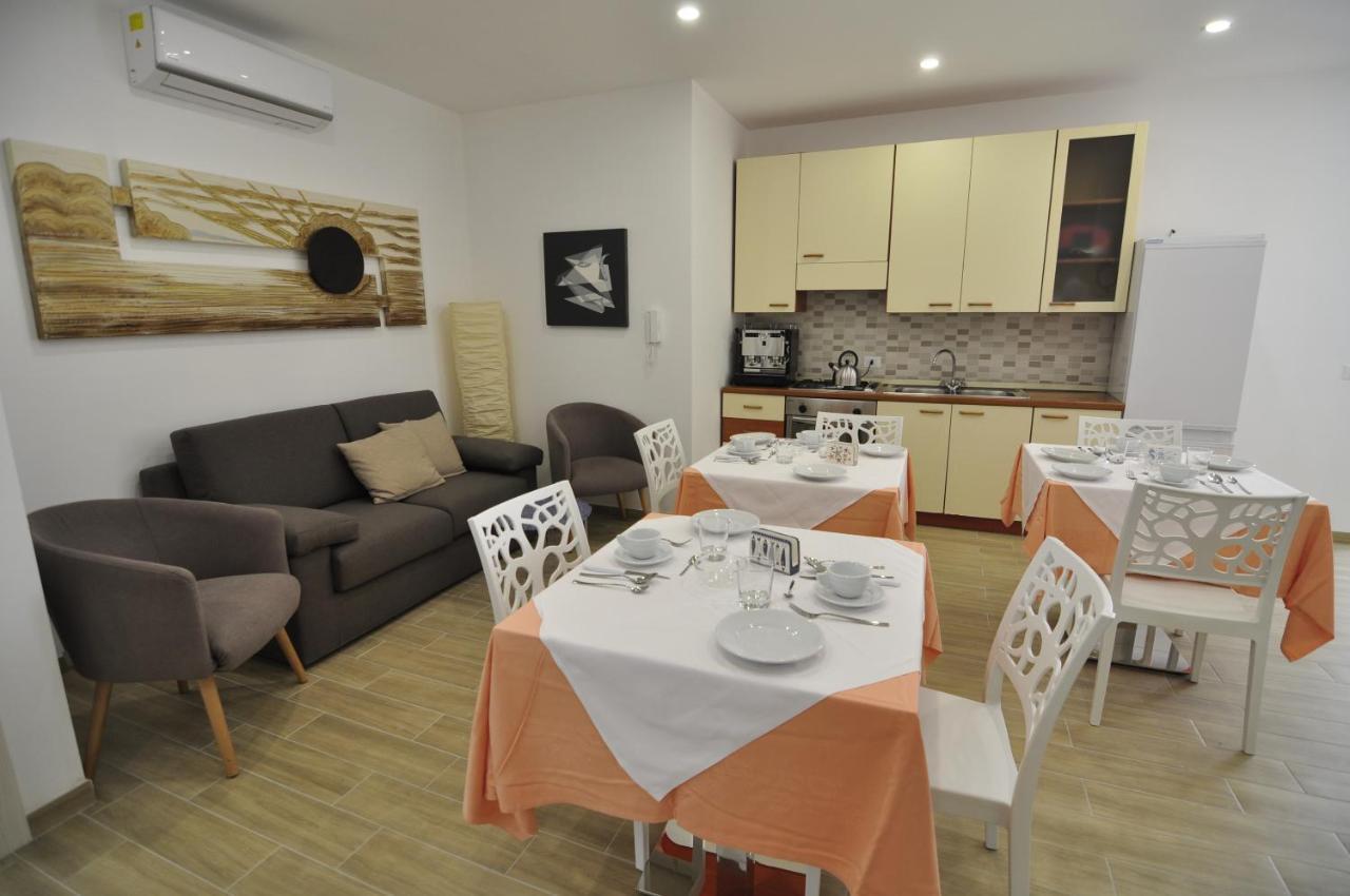 Il Giardino Nascosto Bed & Breakfast Portopalo Di Capo Passero Bagian luar foto