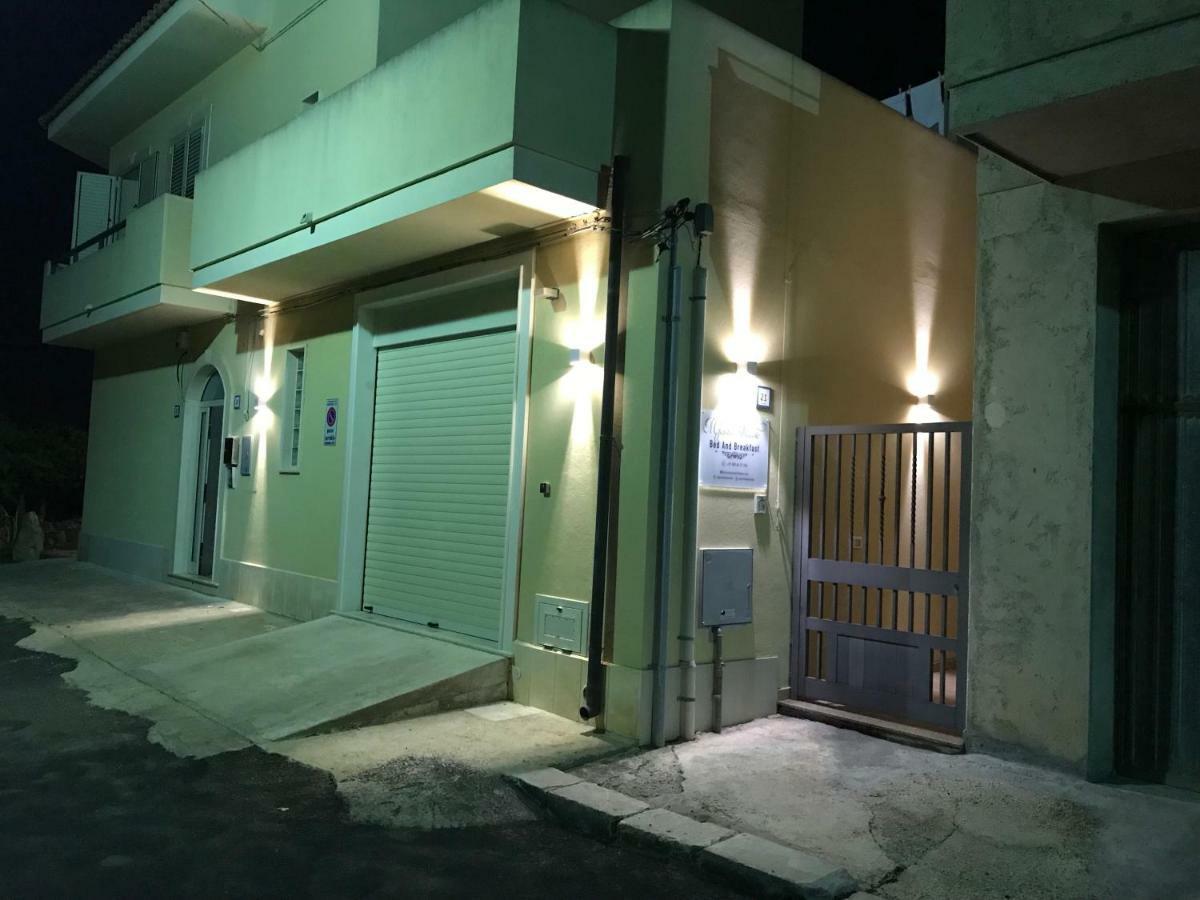 Il Giardino Nascosto Bed & Breakfast Portopalo Di Capo Passero Bagian luar foto