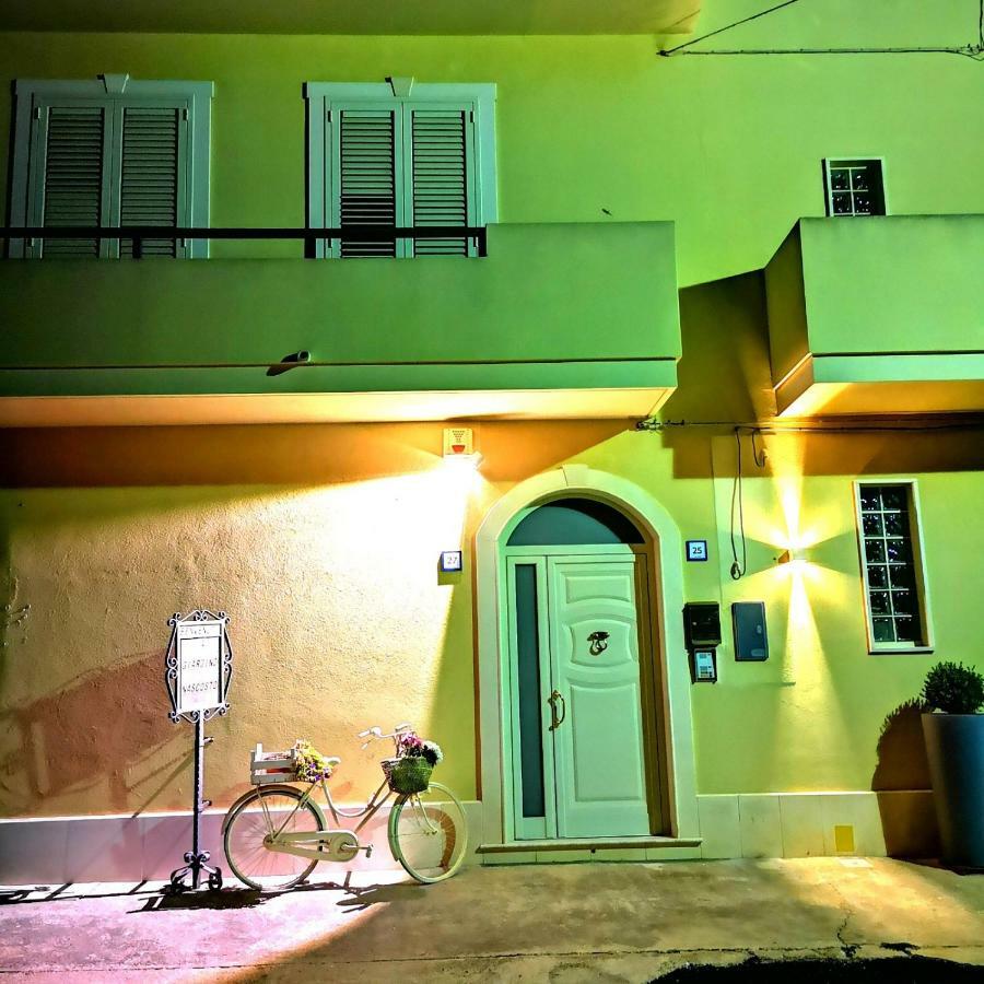 Il Giardino Nascosto Bed & Breakfast Portopalo Di Capo Passero Bagian luar foto